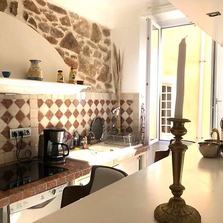 Appartement De Charme Au Coeur De Сен Тропе Екстериор снимка