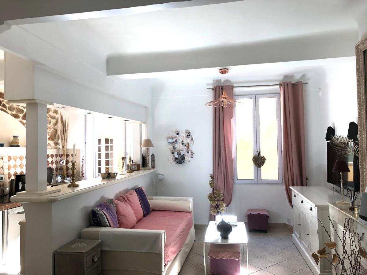 Appartement De Charme Au Coeur De Сен Тропе Екстериор снимка