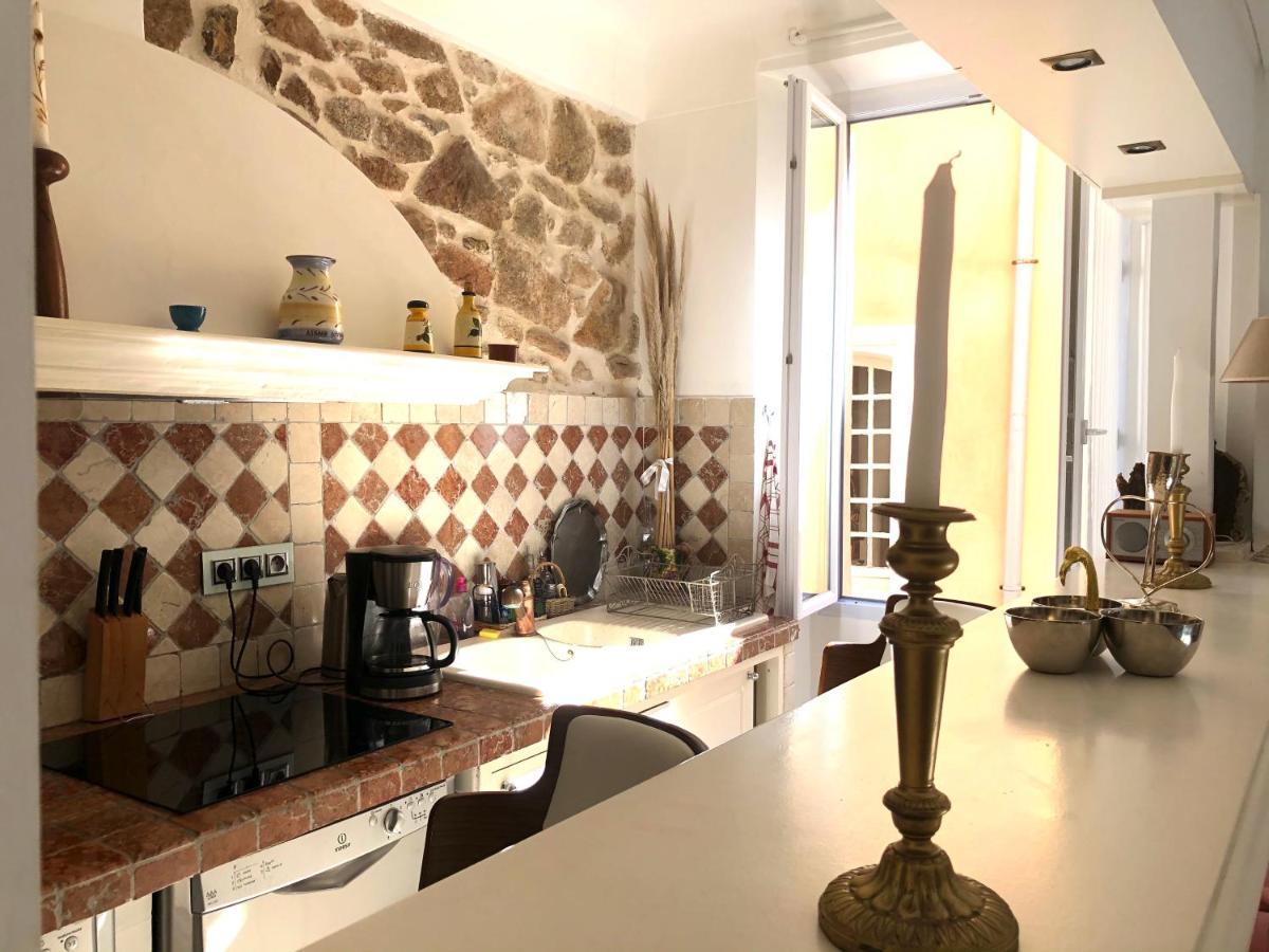 Appartement De Charme Au Coeur De Сен Тропе Екстериор снимка